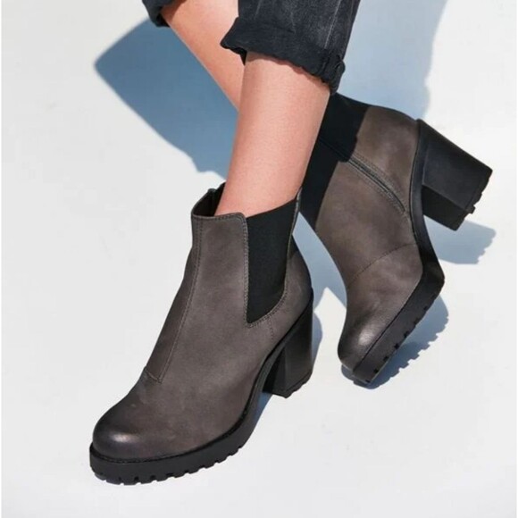 VAGABOND Shoemaker Gray Grace Platform Ankle Boots - Picture 2 of 13